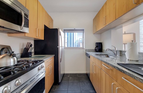 Midtown South Apartment | Stunning Two Bedroom near Chelsea Market