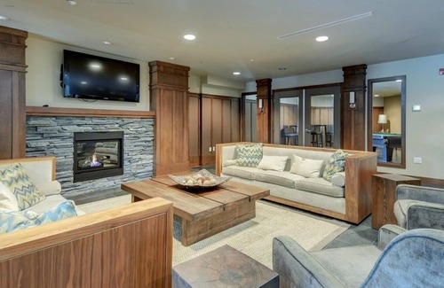Bear Mountain Resort Condo | Stunning unit with views of #1 fairway