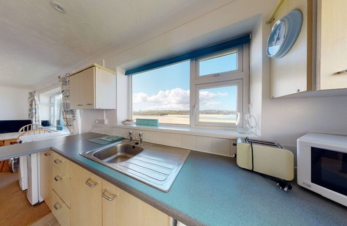 Hayle Cottage | Stunning views across St. Ives Bay and located on the South West Coastal Path