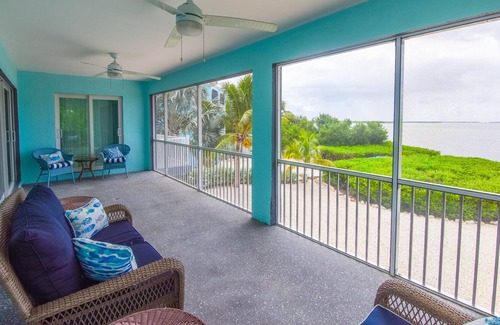 Breezeswept Beach Estates House | Stunning views from this 3 bedroom 2 bath home with heated pool