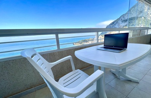 Calpe Apartment | Stunning views over the sea + parking. TOP