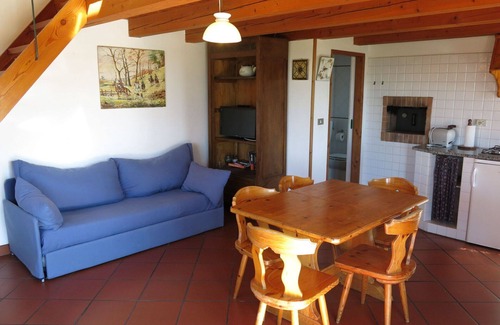 Grazzano Badoglio House | Stunning villa for 4 guests with A/C, WIFI, pool, TV and terrace