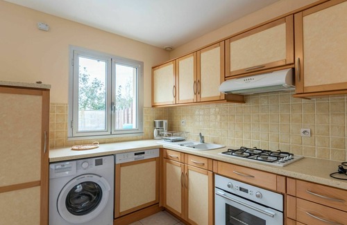 Denneville House | Stunning villa for 6 people with WIFI, TV, terrace and pets allowed