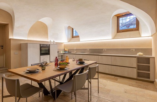 Barclaino Villa | Stunning villa for 6 people with WIFI, TV and terrace