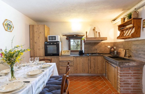 Massa Marittima House | Stunning villa for 11 guests with private pool, WIFI, TV, terrace and pets allowed