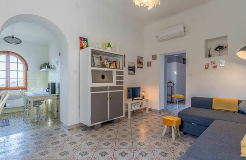 Sanremo Villa | Stunning villa for 4 guests with A/C, WIFI, patio and pets allowed