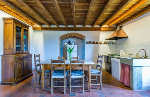 Pelago Villa | Stunning villa for 4 guests with WIFI, TV, patio and panoramic view