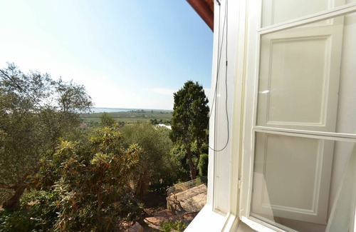 Massarosa Villa | Stunning villa for 4 guests with WIFI, TV, panoramic view and parking, close to Lucca