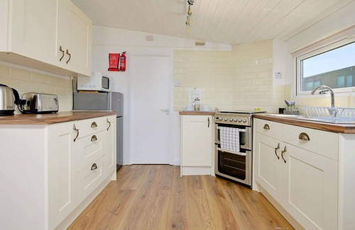 Rhyd-y-clafdy House | Stunning villa for 4 people with WIFI, pets allowed and parking
