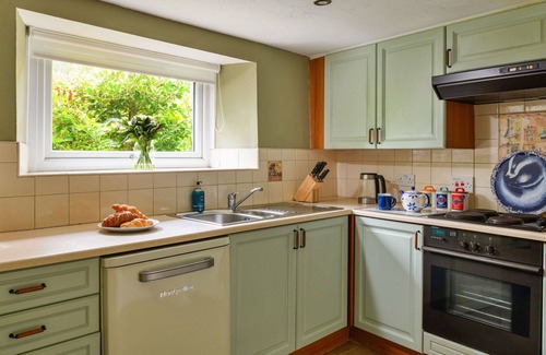 Greystoke House | Stunning villa for 4 people with WIFI, TV and pets allowed