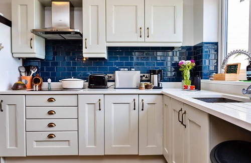 Cresswell House | Stunning villa for 6 guests with WIFI, TV and pets allowed
