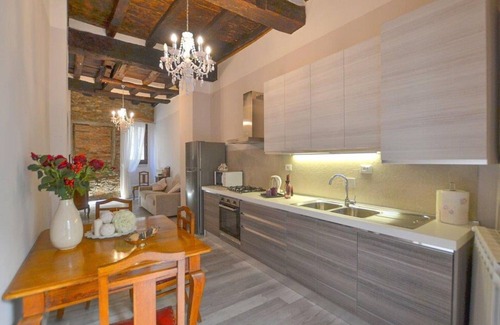 Bibbiena House | Stunning villa for 6 guests with WIFI, A/C and balcony