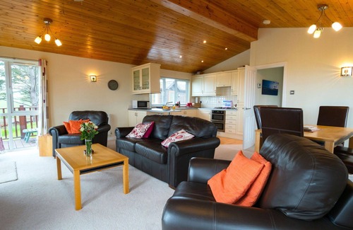 Saint John House | Stunning villa for 6 people with pool, WIFI, TV, balcony and parking