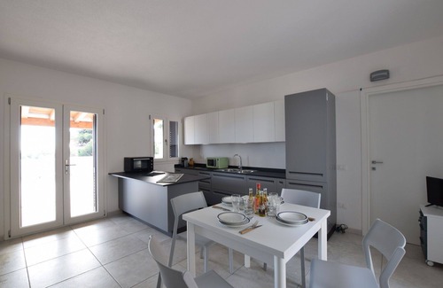 Baia Sant'Anna Villa | Stunning villa for 7 people with WIFI, A/C, TV, patio and parking