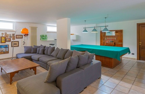 Pineto House | Stunning villa for 8 guests with A/C, WIFI, TV, terrace and pets allowed