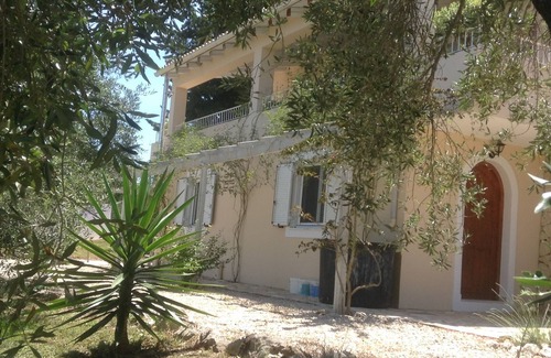 Vassilatika Villa | Stunning villa in a rural location with sea views
