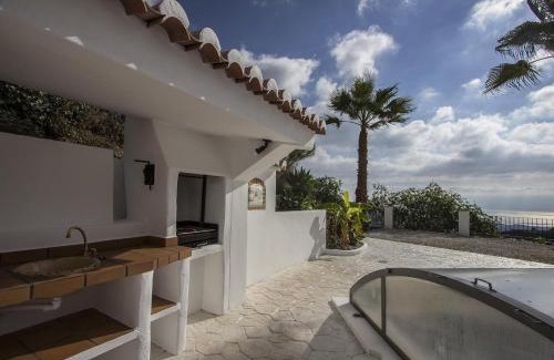 Arenas Villa | Stunning Villa near Velez-malaga
