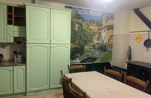Castelnuovo Villa | Stunning villa with hot tub, WIFI, A/C, sauna, TV, patio, pets allowed and panoramic view