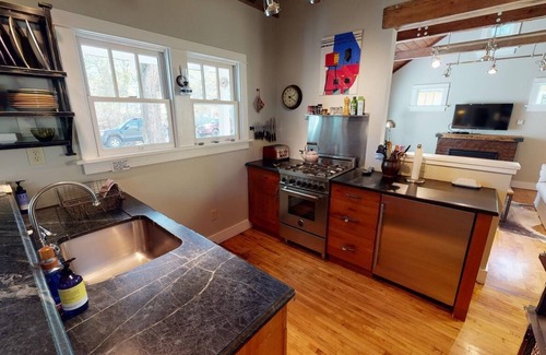 Bozeman House | Stunningly Remodeled Historic Home Near Downtown