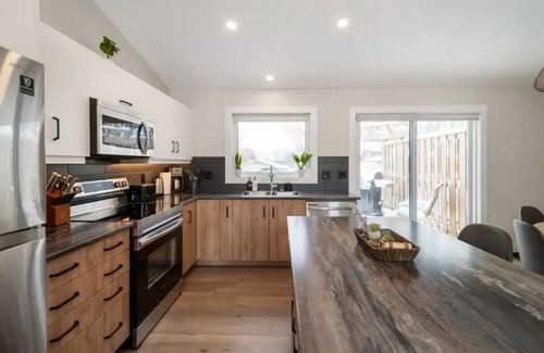Dieppe House | Style and Space: Private Executive Home in Dieppe /Moncton