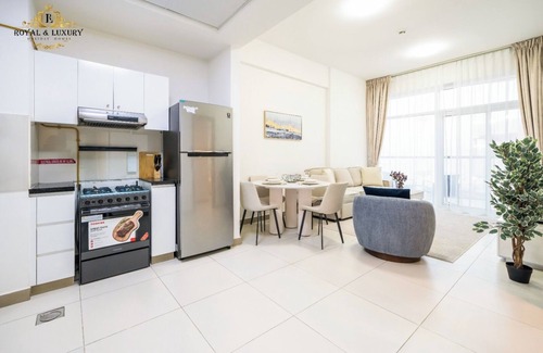 Jadaf Apartment | Stylish 1-Bedroom Apartment at Binghatti Gateway, Al Jaddaf – Prime Location