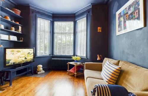 Leyton Apartment | Stylish 1Bedroom Retreat in Vibrant Leyton Pass the Keys