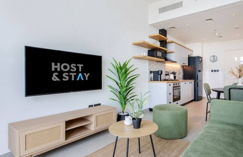 Dubai Apartment | Stylish 1BR Apt In Collective 2