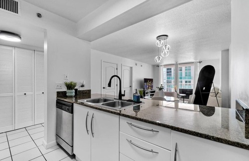 Brickell Condo | Stylish 1BR Brickell Condo w/Balcony & Pool Access