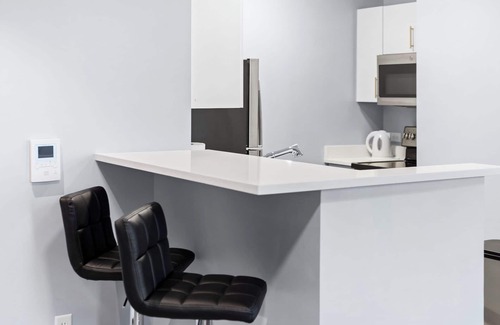 Everett Apartment | Stylish 1BR Near Encore 5382