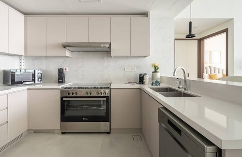 Bur Dubai Apartment | Stylish 1BR w/Dubai Frame Views - Near Metro!