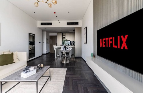 Jadaf Apartment | Stylish 1BR with Dubai Skyline & Burj Khalifa View