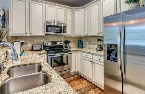 Windy Hill Villa | Stylish 2 Bdrm Villa in Salt Creek Perfect Getaway