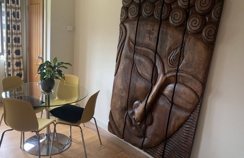 Fishbourne Apartment | Stylish 2 Bed Apartment Sleeps upto 6