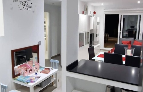 Torre-Pacheco Apartment | Stylish 2-Bed Apartment overlooking the fairways