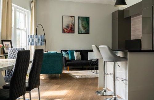 Cantelowes Apartment | Stylish 2-Bed Home in Camden Special Price Due to Maintenance Road Works Nearby