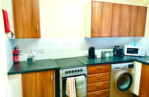 Telford Apartment | Stylish 2-bed home in Telford