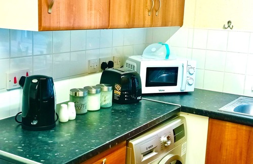 Telford Apartment | Stylish 2-bed home in Telford