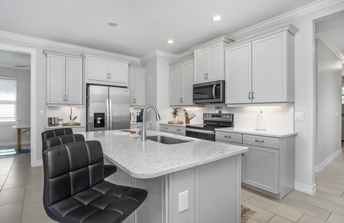 Bonita Springs House | Stylish 2-bedroom + Den house in Seasons at Bonita Pickleball Gym Community Pool