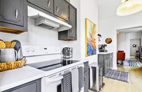 Old Fourth Ward House | Stylish 2-Bedroom Oasis in Prime Location
