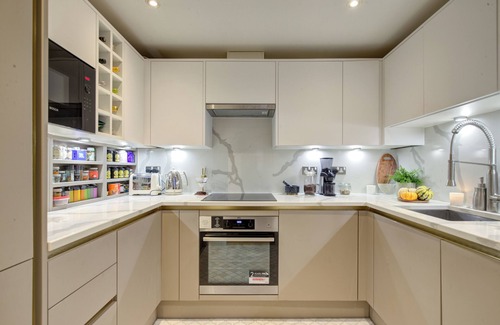 Bryanston and Dorset Square Apartment | Stylish 2BR Flat in Prime London with Parkingn