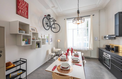 Brussels Apartment | Stylish 3 Bd 3 Bath Duplex In Brussels