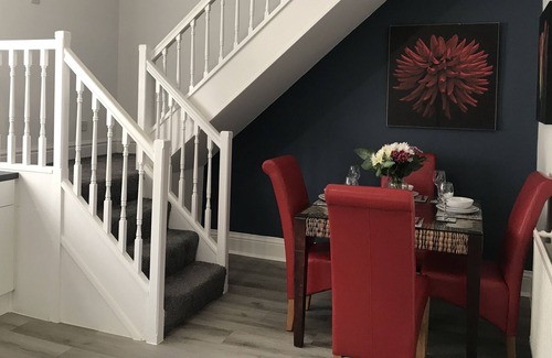 Preston House | Stylish 3-bed Preston home for relaxing comfy stay