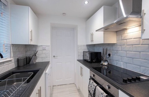 Westoe Apartment | Stylish 3 bedroom apartment - Free wifi