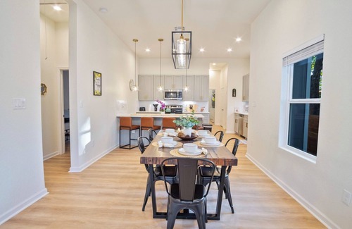 Denver Heights House | Stylish 3BR/2BA Urban Retreat Near Lively Downtown