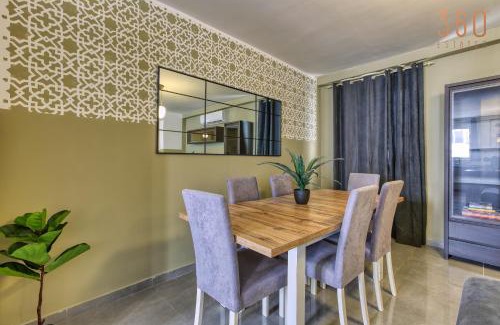 St. Julian's Apartment | Stylish 3BR home in the centre of St Julian with Wifi by 360 Estates