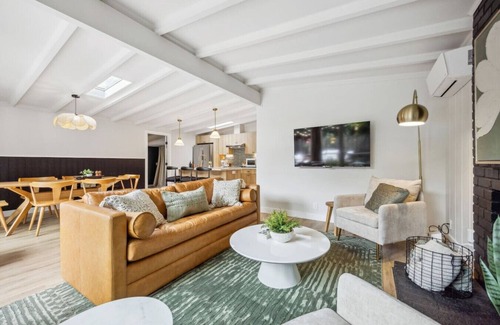 Tamalpais-Homestead Valley House | Stylish 3BR Mill Valley Mid-Century Modern Home