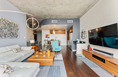 Downtown Denver Condo | Stylish 42nd Floor Central Denver Condo with Breathtaking Views