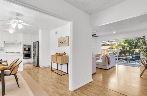 Woodland Hills House | Stylish 4BR Home in Los Angeles , Office + Central A/C + Patio, Monthly Rental
