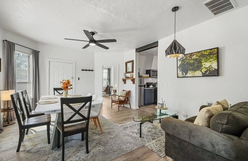 Central Oklahoma City House | Stylish 5-Bedroom OKC Home | 13 Mins to OKC State Fair | 3 Levels + Loft #04