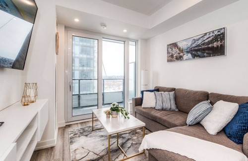 Kitchener Condo | Stylish and Cozy in DT Kitchener/Uptown Waterloo